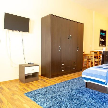Apartments Facini Košljun 외부 사진